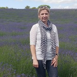 Meet your Posher, Elena